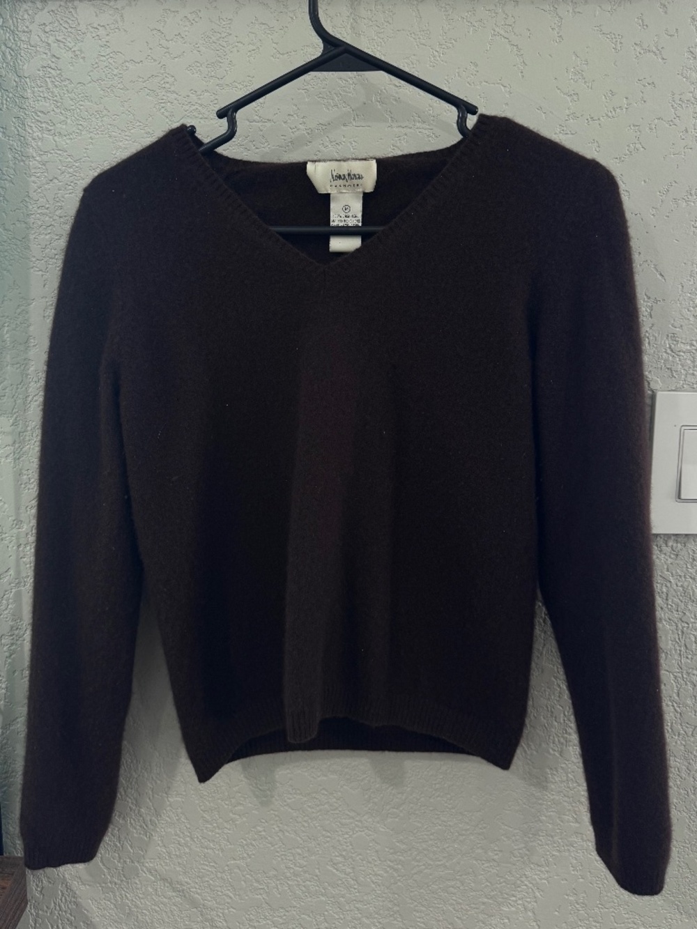 neiman marcus cashmere sweater